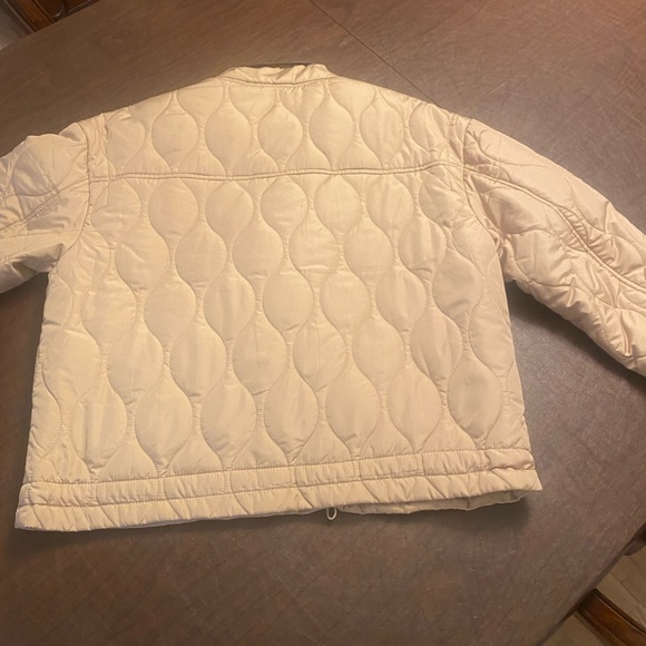 Vince Camuto Beige Quilted Puffer Jacket - Picture 8 of 14